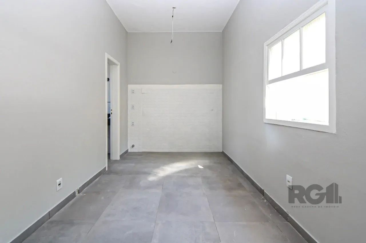 Casa Comercial de 290m² no Bairro Auxiliadora - Porto Alegre, 14 salas, 6 vagas.Esta casa  - Foto 12