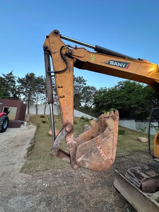 Mini Escavadeira Sany SY75C 2012  - Foto 5