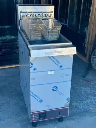 fritadeira industrial a gas 30 litros 90.000 btu de potencia(alef)
