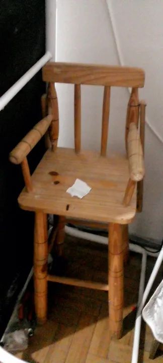Cadeira Infantil de Madeira - Foto 3