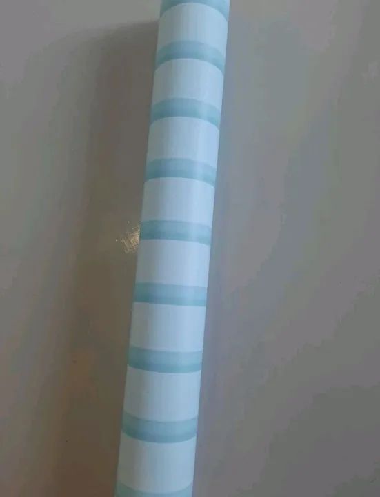 Papel de Parede adesivo ripado azul 5metros x 45cm  - Foto 4