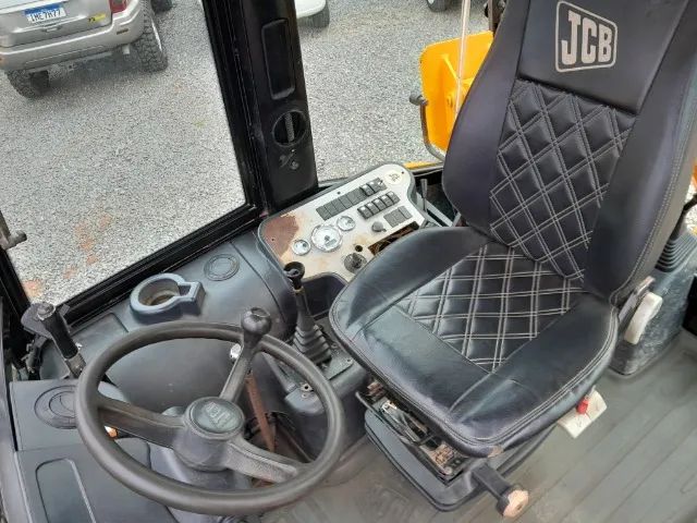 Retro jcb 2015 gabinada emplacada 4x4 - Foto 6