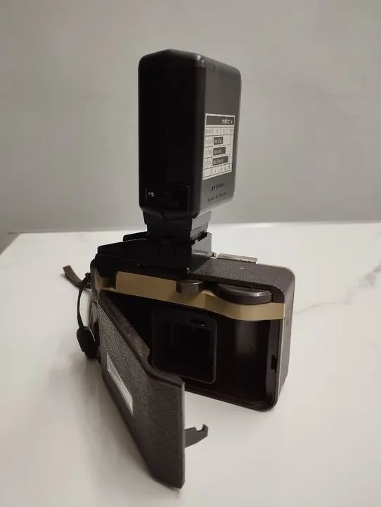 Câmera Instamatic Kodak 97-X com Flash Frata Matic - Foto 2