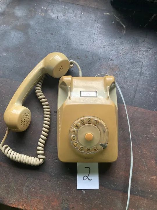 Telefone antigo funcionando perfeitamente 