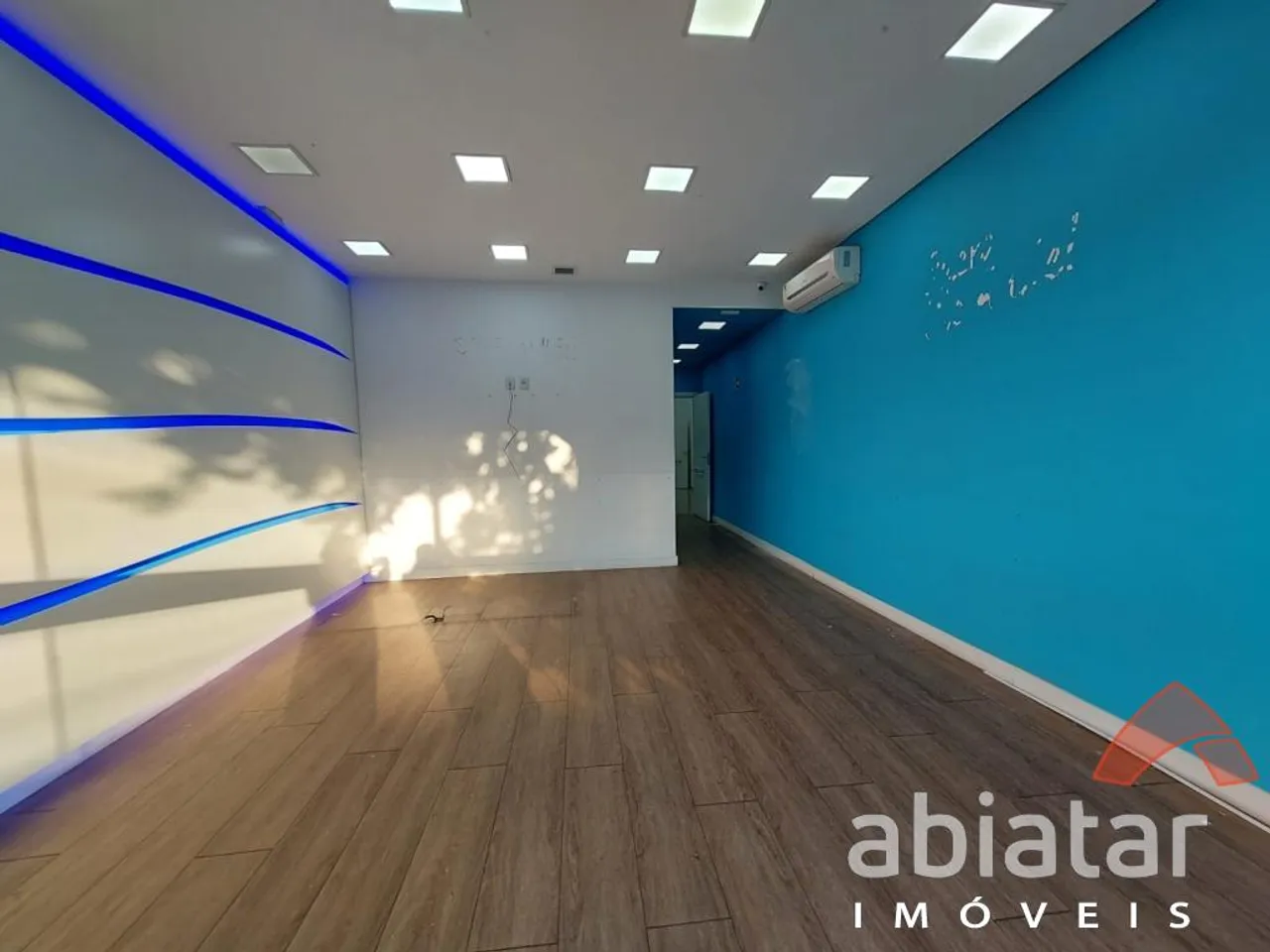 Salão comercial para locação na Avenida Rio Pequeno, Rio Pequeno SP