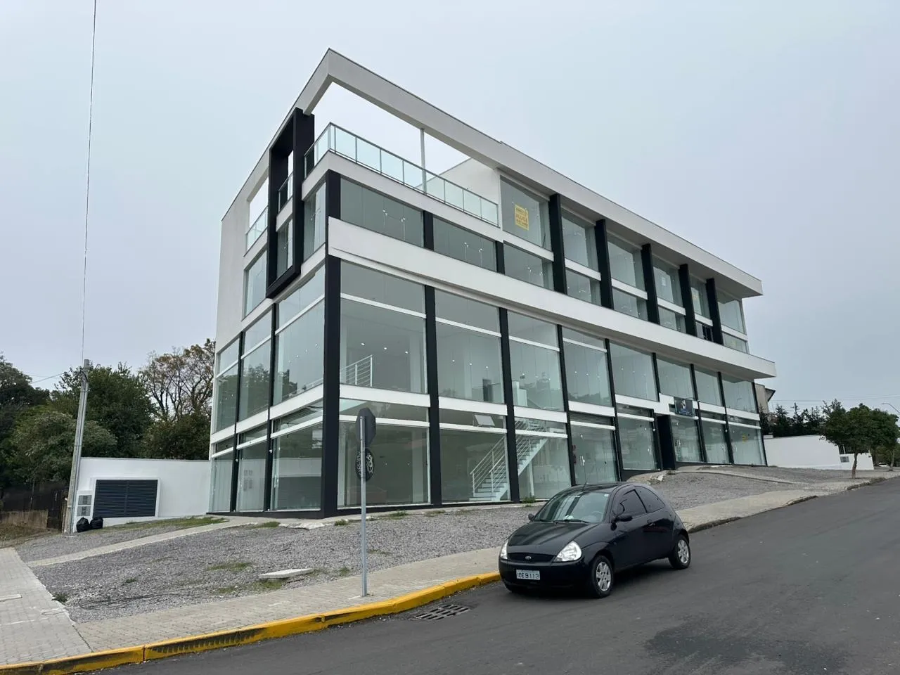 Sala comercial á venda em Caxias do Sul, bairro Desvio Rizzo