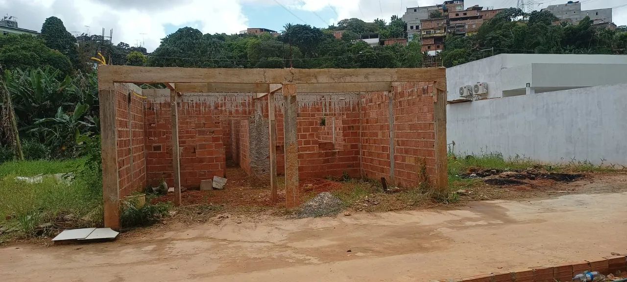 Vale dos lagos - Vendo casa com terreno em construção 