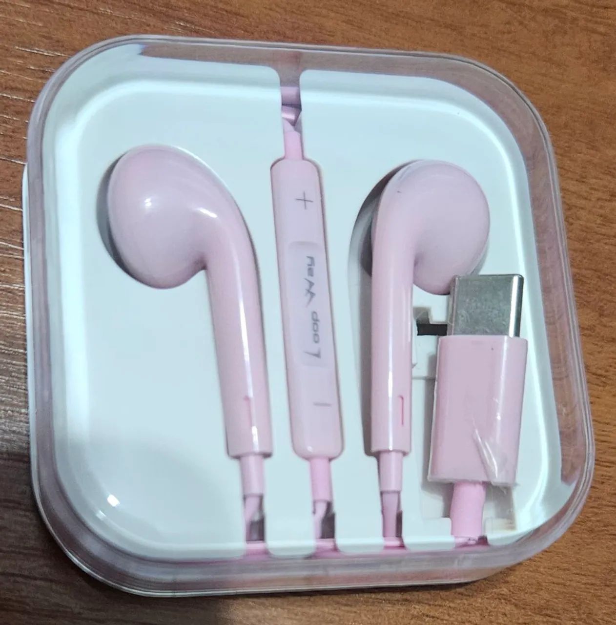 Fone de Ouvido com Conector USB-C - Foto 3