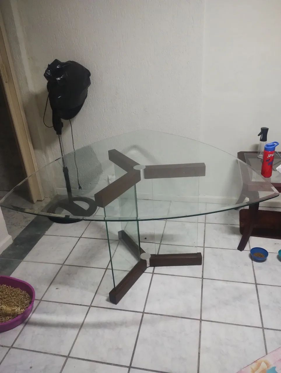 Triangular Table for 6 People!!64739707512705120