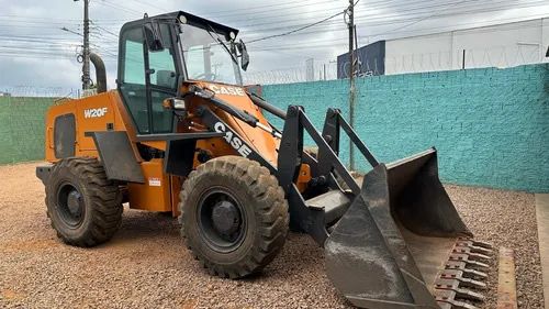 Pá Carregadeira Case W20 F - 2020 