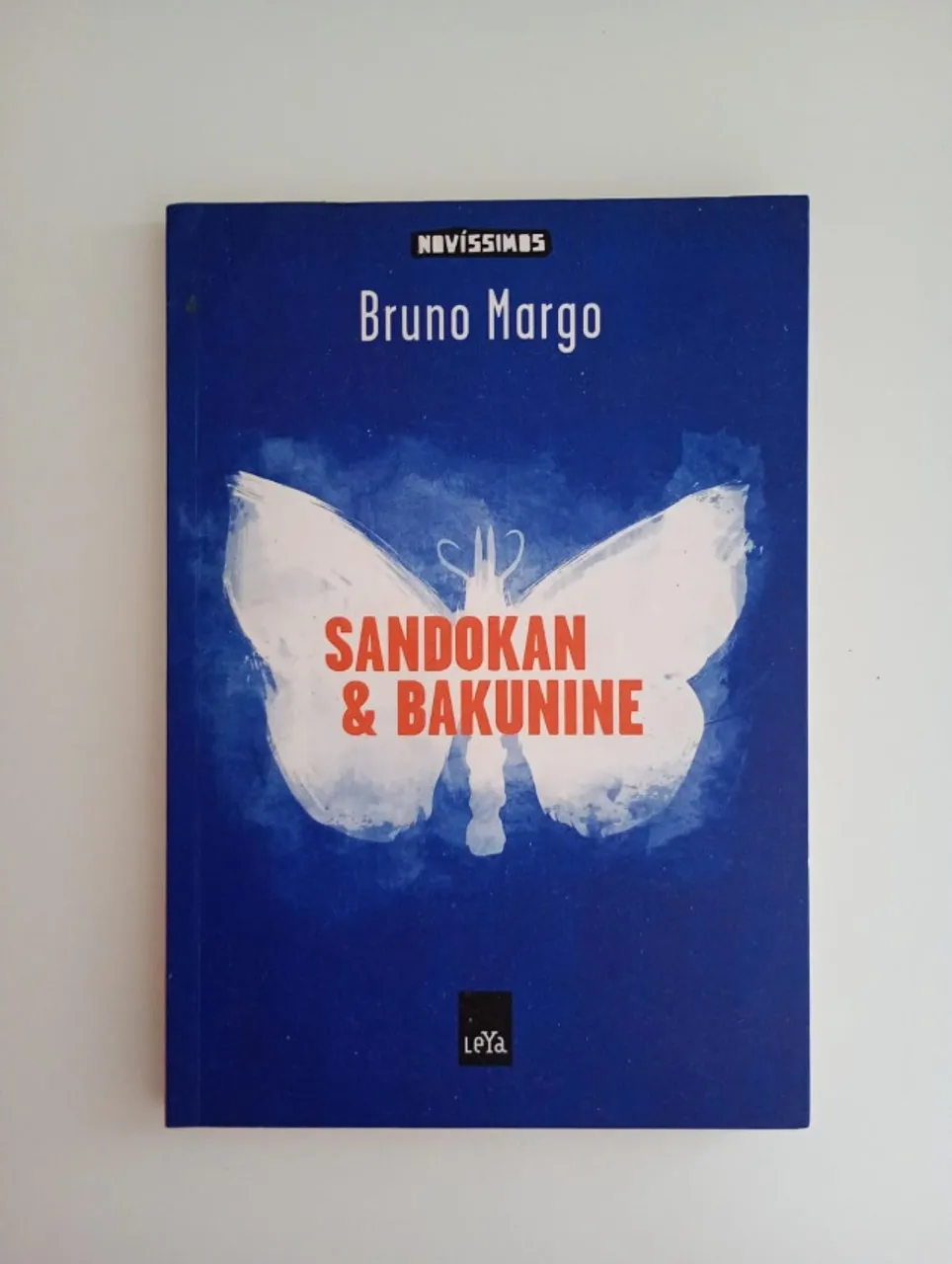 Livro SANDOKAN E BAKUNINE, de BRUNO MARGO (COLEÇÃO NOVÍSSIMOS)