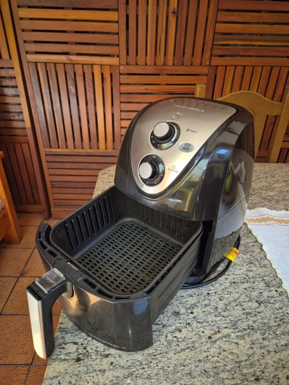 Fritadeira Elétrica Mondial Grand Family Inox - Foto 3