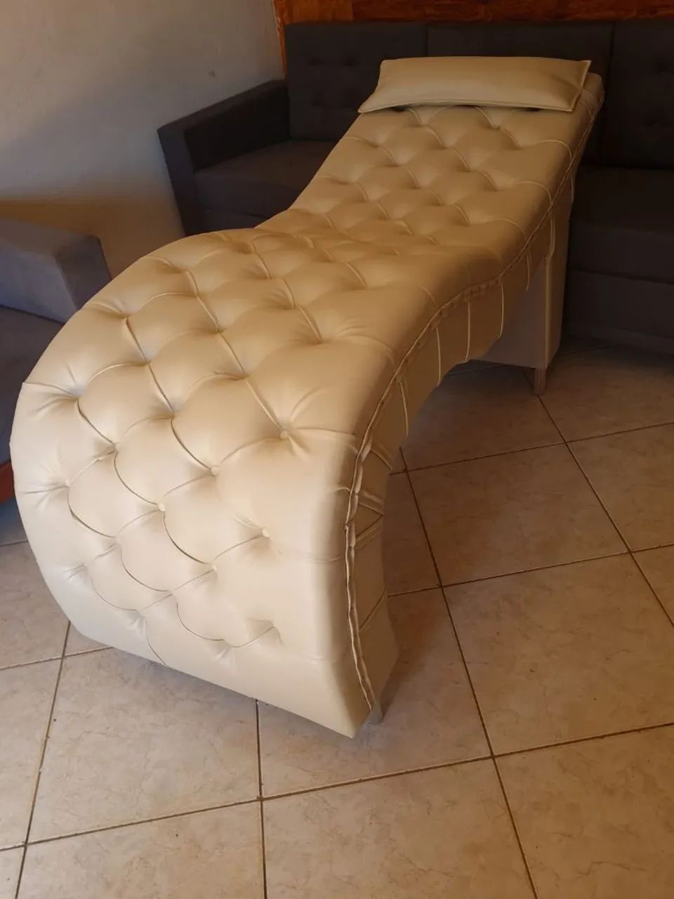 Maca estética capitonê, espuma d33, super resistente  - Foto 2