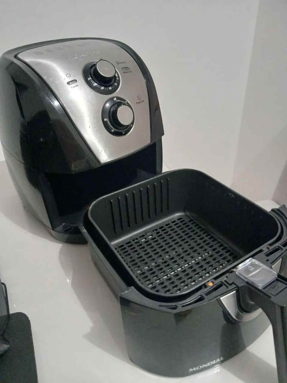 Air fryer 4 litros Mondial - Foto 3