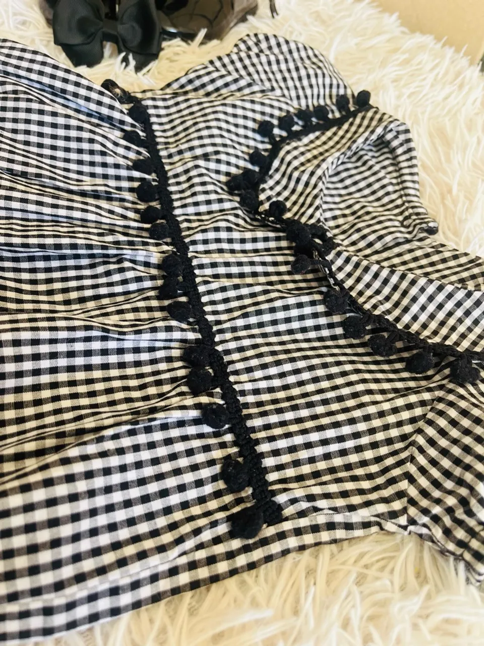 Conjunto xadrez com babados e pompons