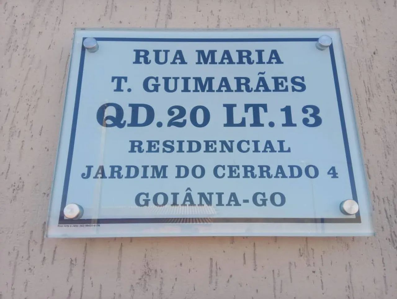Placas residencial e comercial 