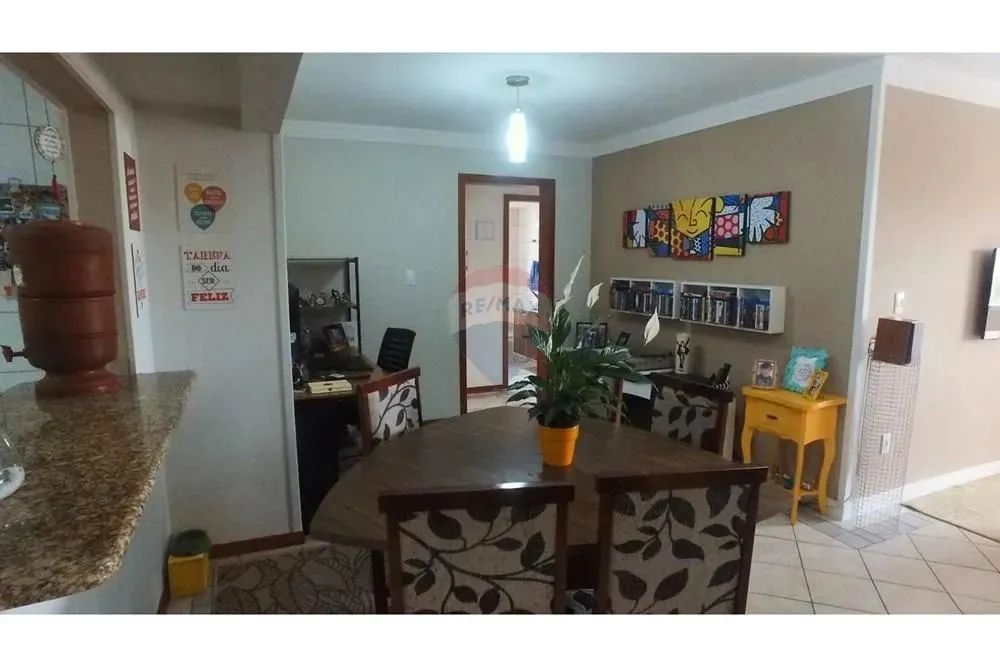 Apartamento com 3 Quartos sendo uma suíte à Venda no Centro de Itajaí  Localização Privile - Foto 4