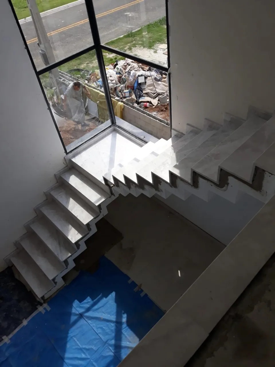 Escada em mármore sob medida