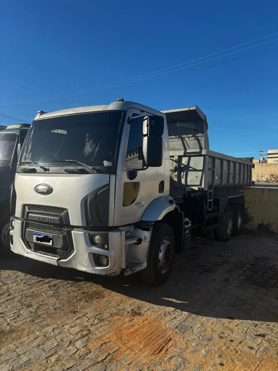 Caminhão Ford Cargo 2429 Caçamba 2013