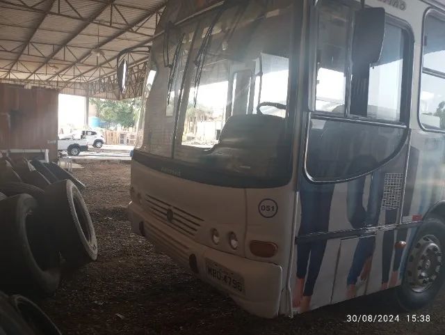 Vendo ônibus Marcopolo Turino.