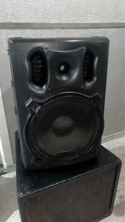 Caixa de Som Amplificada CSR 15 600rms