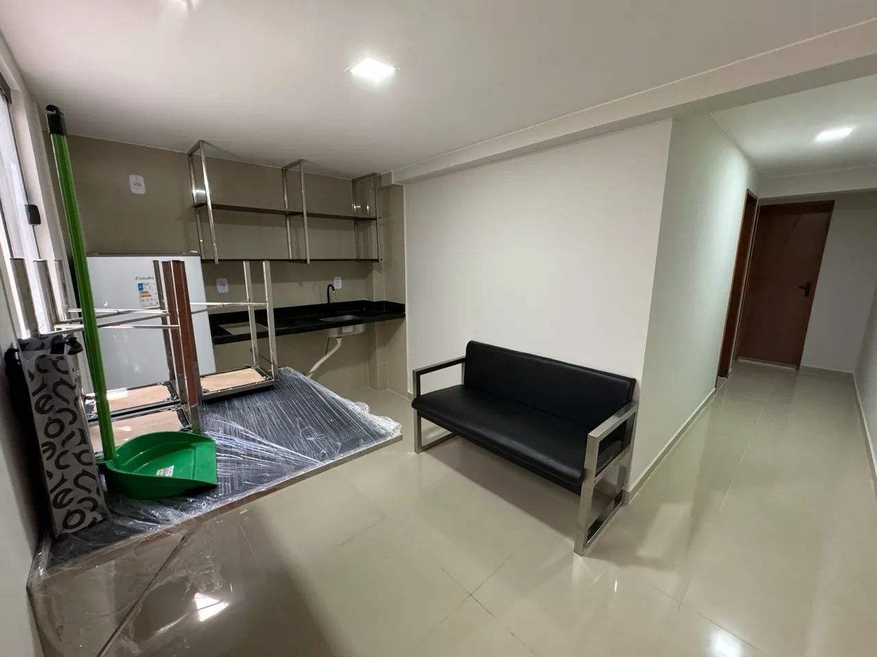 Apartamentos Mobiliados 1 e 2 Quartos  - Foto 2