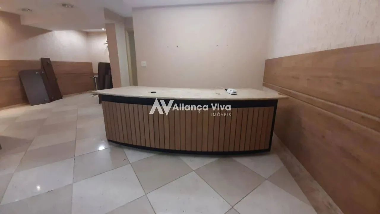 Centro | Sala 20 quartos, sendo 1 suite