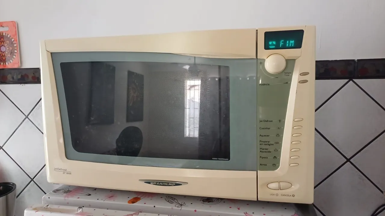 Microondas Brastemp em ótimo estado