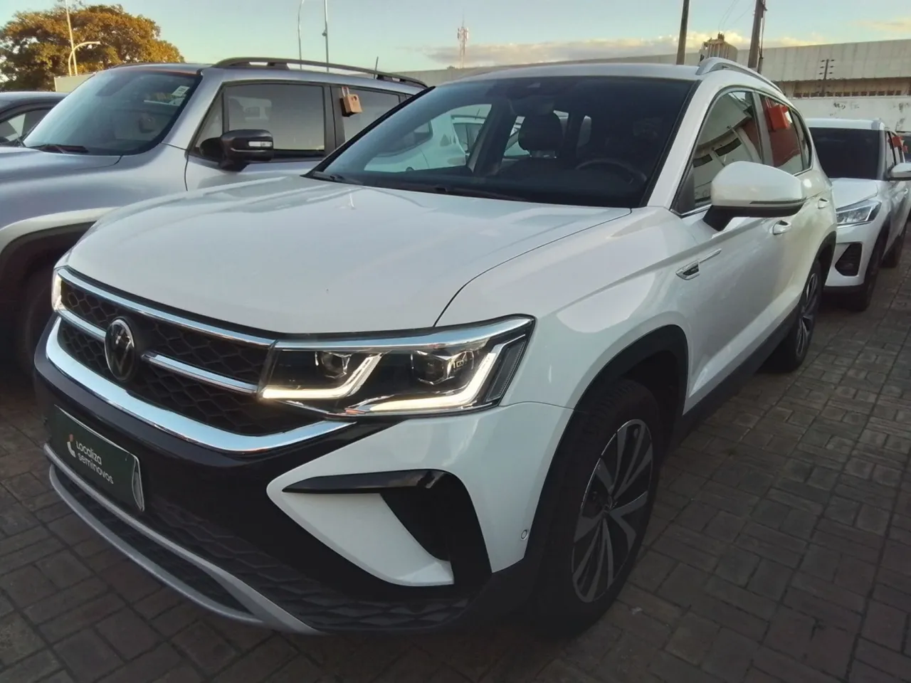 Volkswagen Taos 2023 1.4 250 tsi total flex highline automático
