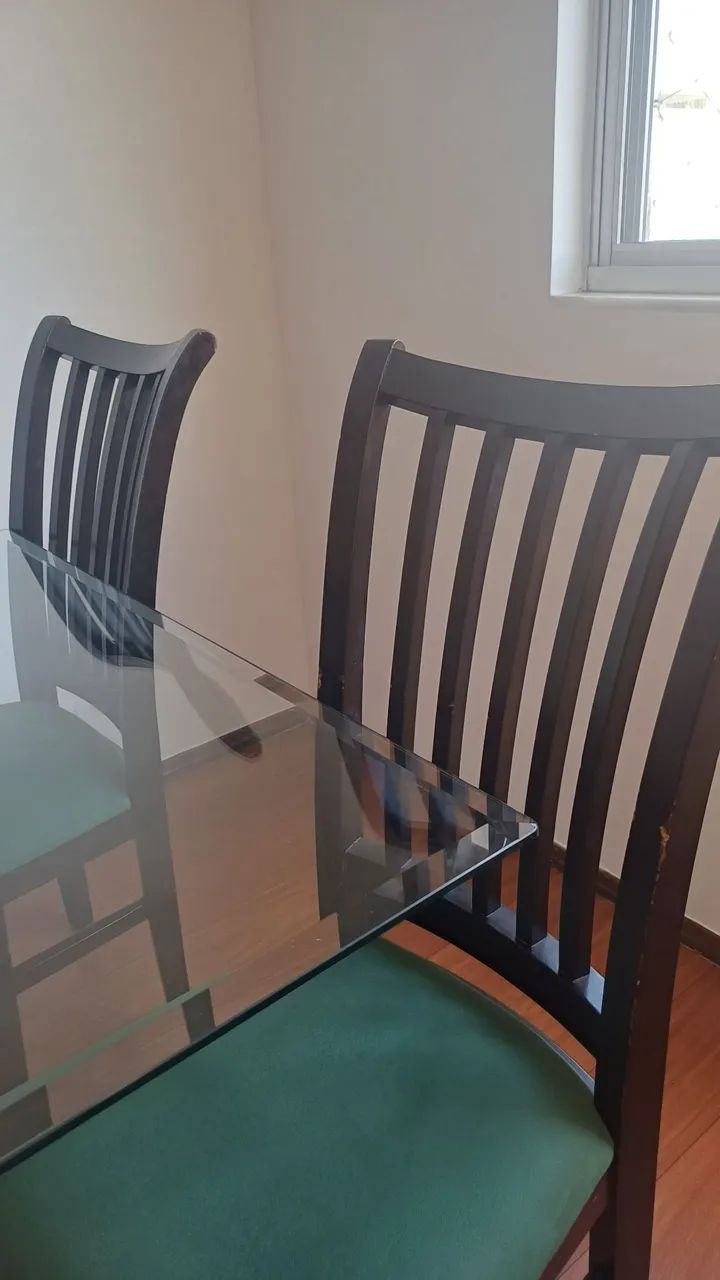 Mesa com 4 cadeiras 64596225212802123