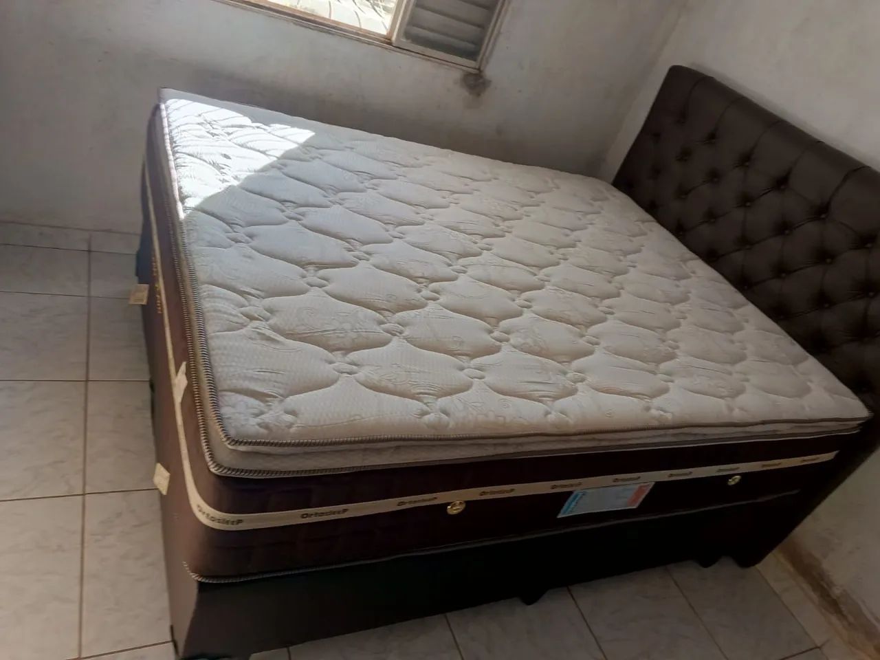 Cama Super King grátis travesseiro e entrega - Foto 3