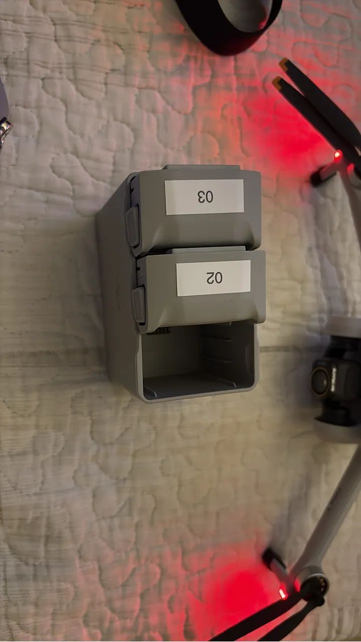 DJI Mini 3 Fly More Combo + Controle com Tela - Foto 3