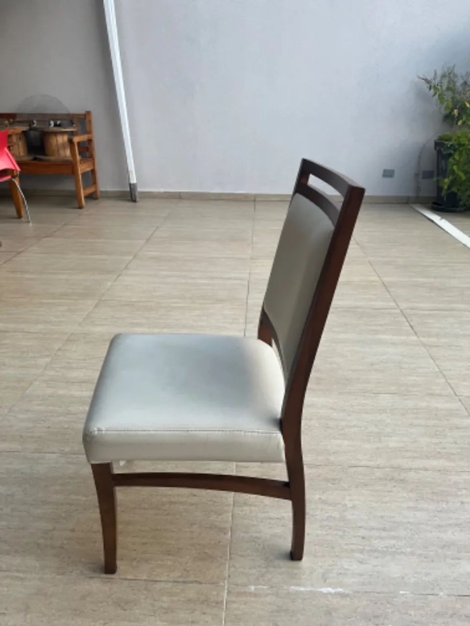 Cadeiras de jantar, ótimo estado, 6 cadeiras, 500 cada uma.