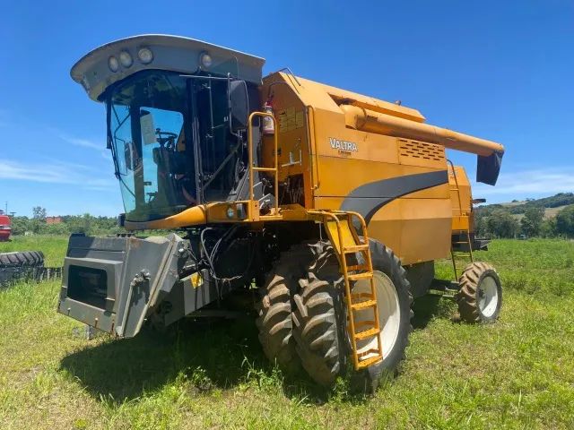 Colheitadeira Valtra - BC 4500, 20 pés, Duplada. Fabricação 2011 - Foto 4