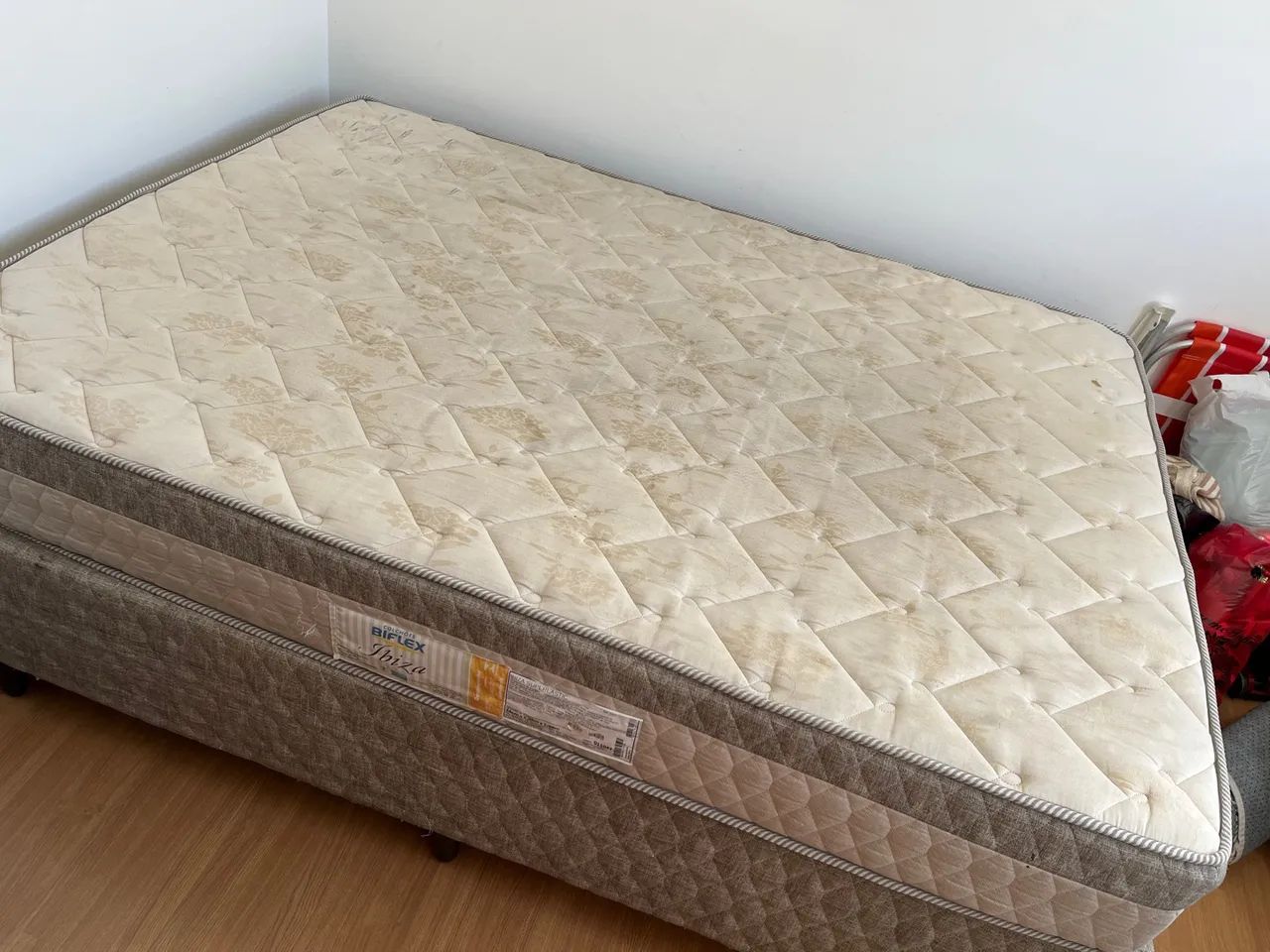 Cama Box Queen biflex