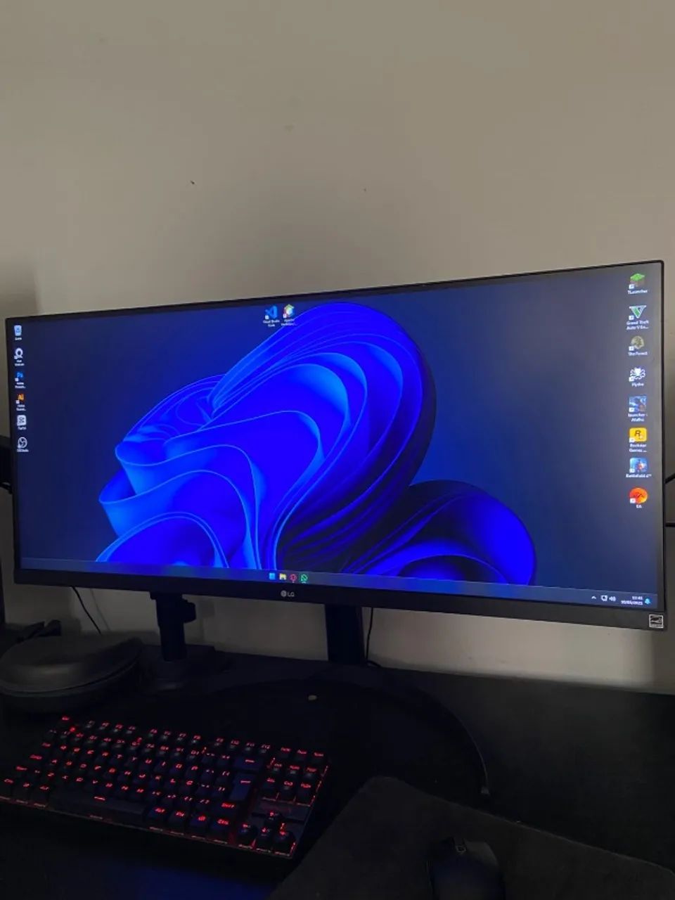 Monitor LG UltraWide 34 - 2560x1080 - IPS - 34WP550-B - 75Hz