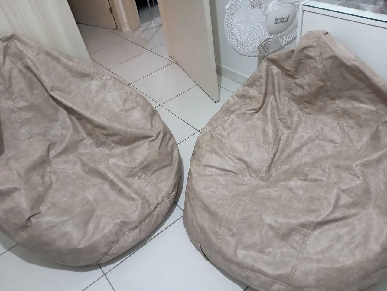 Puff gigante cor areia  REF a 1 unidades  - Foto 3