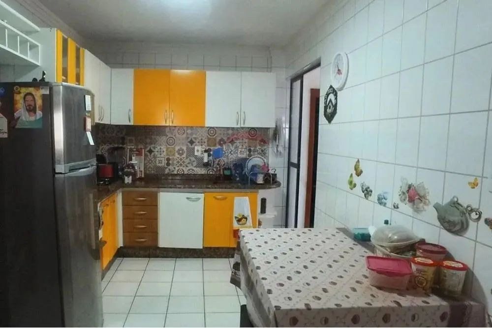 Apartamento com 3 Quartos sendo uma suíte à Venda no Centro de Itajaí  Localização Privile - Foto 3