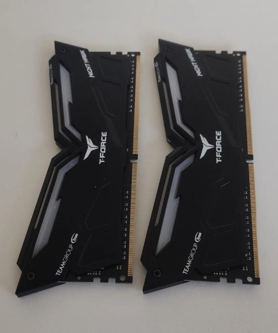 Team Group T-Force NightHawk 3000Mhz RED DDR4 2x8GB CL16 Rarity RAM Memory64302739470211122