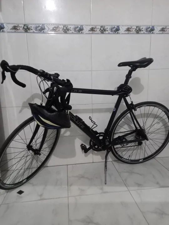 Bicicleta de estrada Absolute