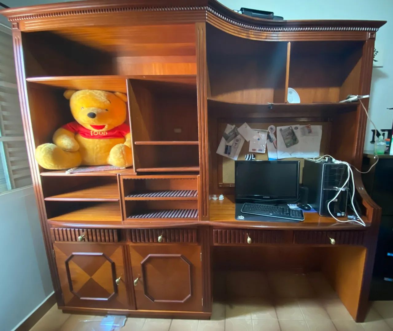 Rack de madeira com mesa de estudo - Foto 2