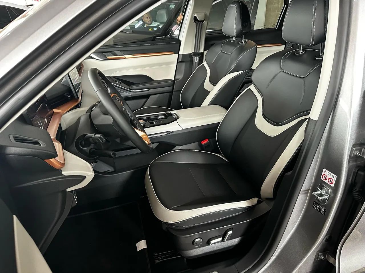 HAVAL 1.5 PHEV19 E-TRACTION CINZA 2024/2025 - Foto 4