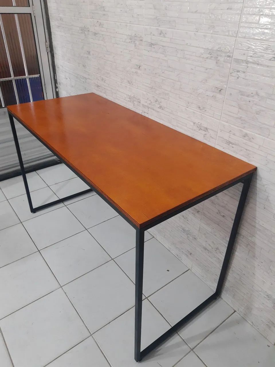 Mesa/escrivaninha estilo industrial feita sob medida! Metal e madeira! escritório home off