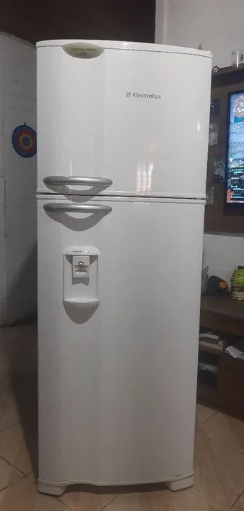 Geladeira Electrolux Frost Free 