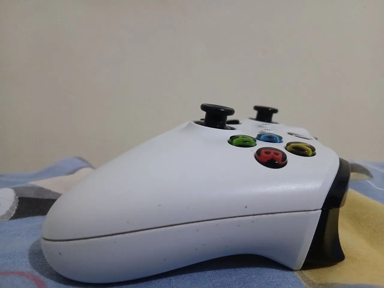 Controle Xbox One S usado63825070096385120