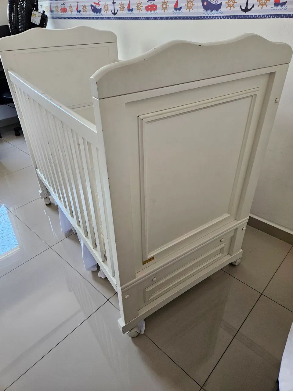 BERÇO VIRA CAMA MADEIRA MACIÇA  - Foto 5