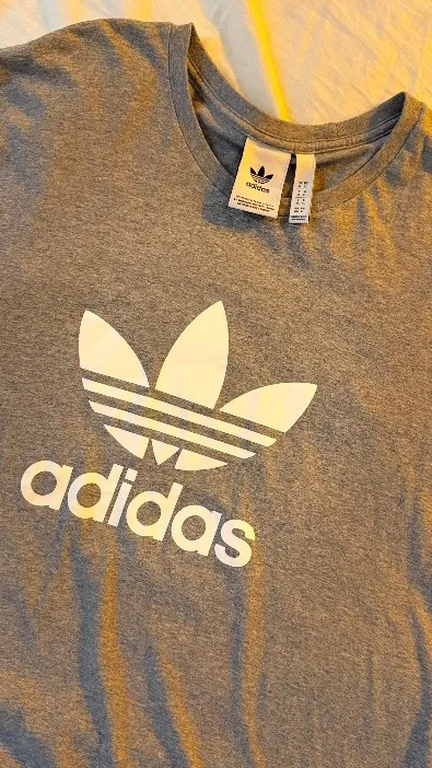 Cinza Camiseta Adicolor Classics Trefoil GG