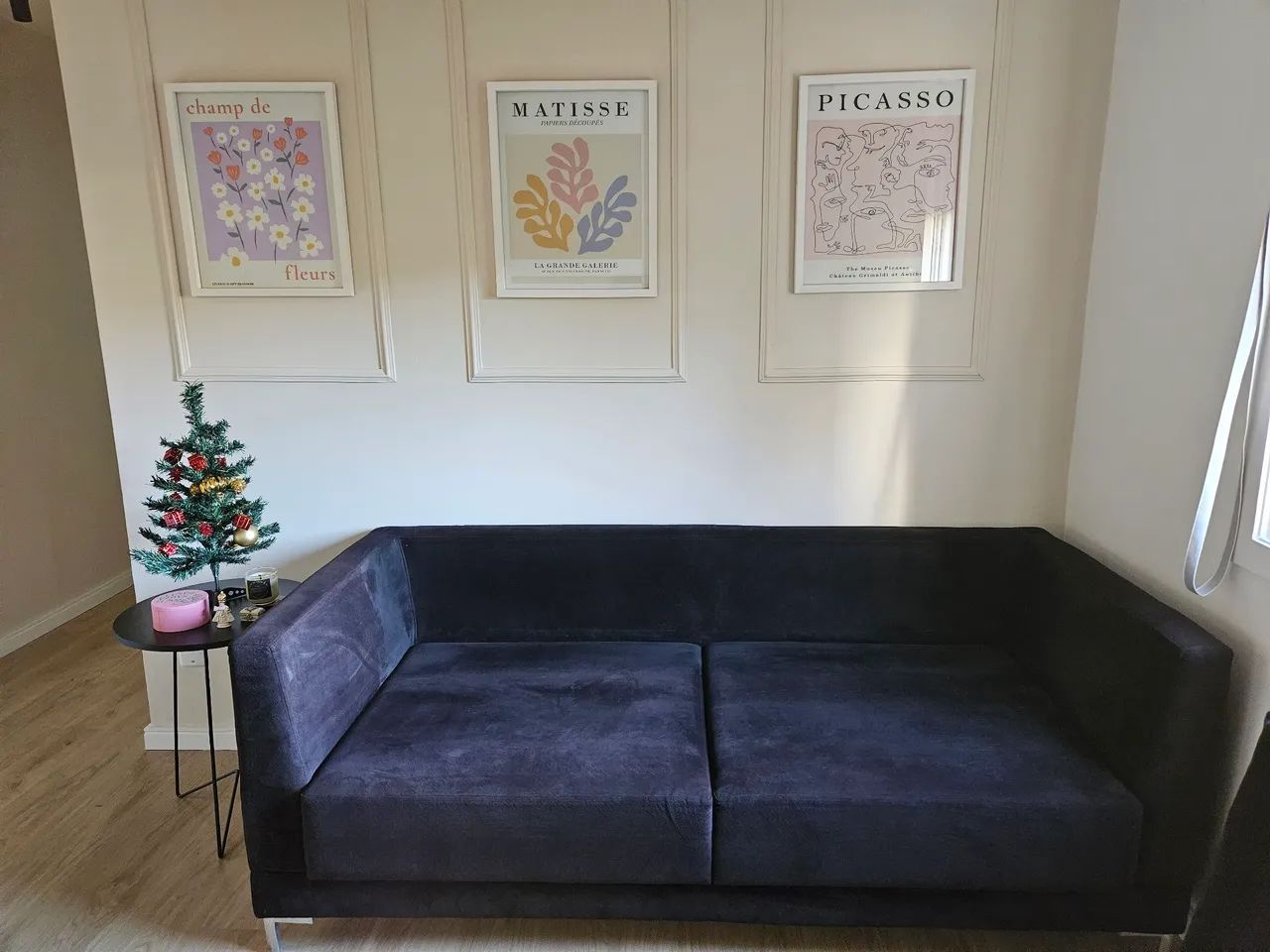 Sofá Preto Moderno de 3 lugares em suede - Foto 3