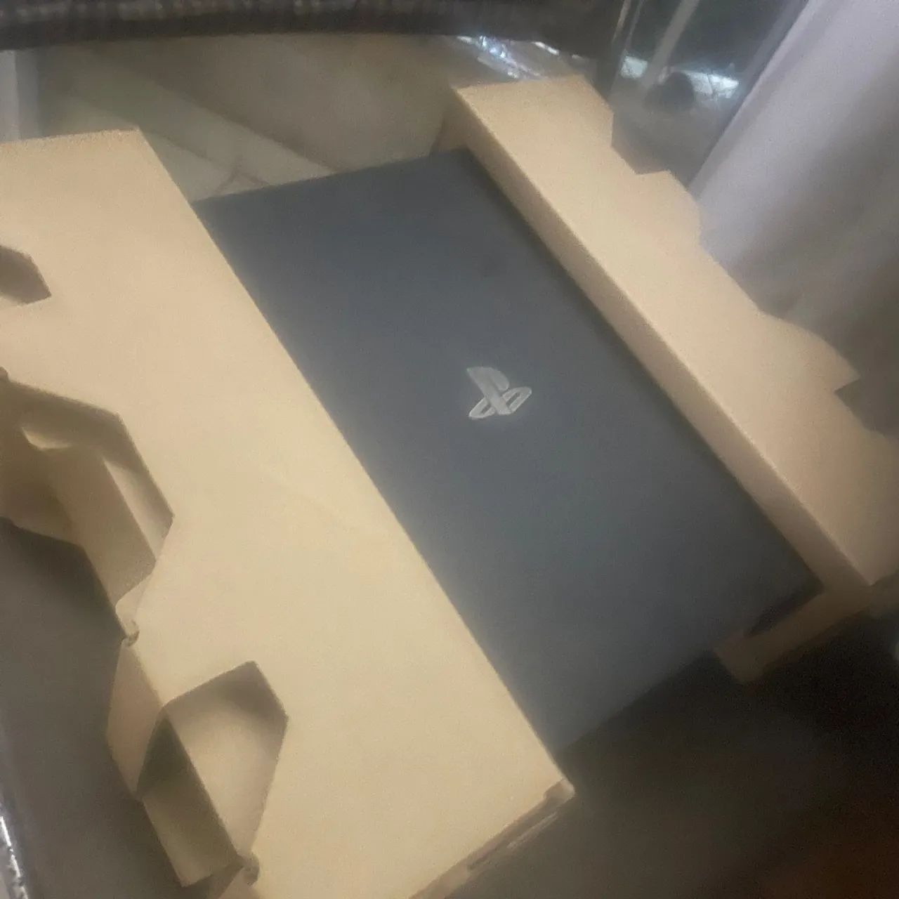PS4 Pro Jet Black - Console de Vídeo Game - Foto 5