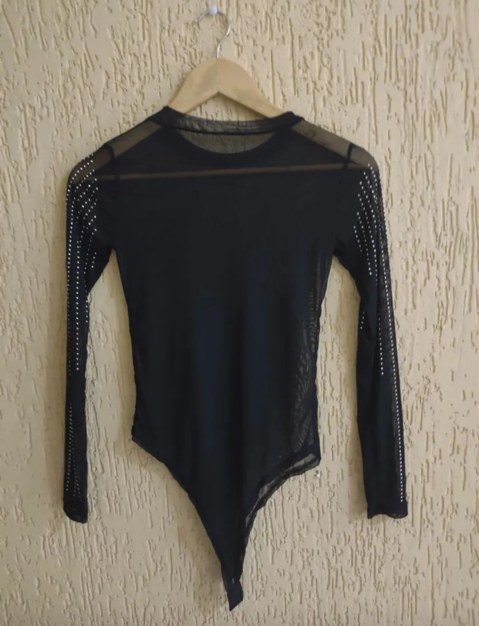 Body em tule preto com pedrarias - Foto 2